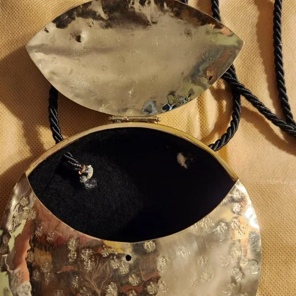 Unique handcrafted art purse - Picture 3 of 5